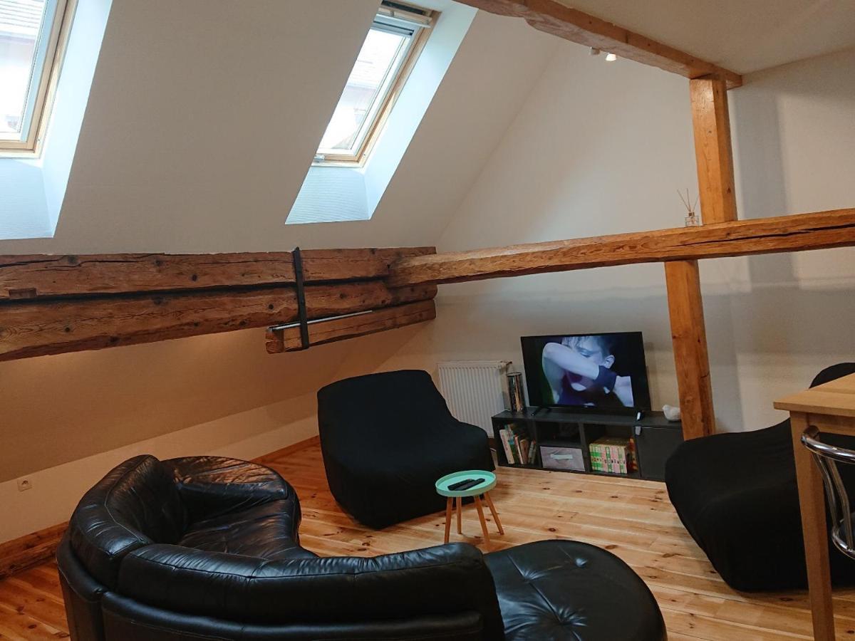 Grande Maison De Ville Renovee,Au Coeur Du Village Вилар-де-Лан Екстериор снимка