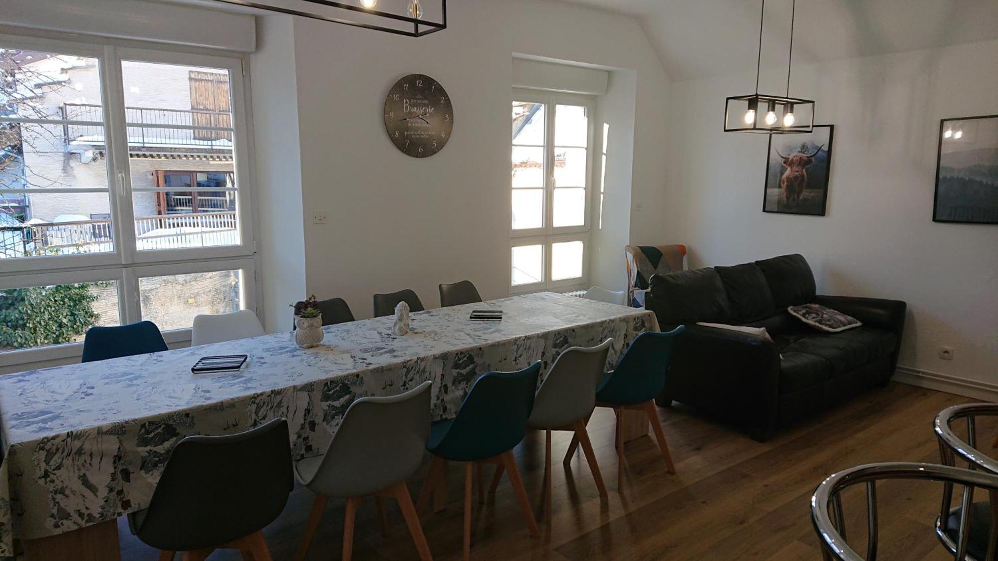 Grande Maison De Ville Renovee,Au Coeur Du Village Вилар-де-Лан Екстериор снимка